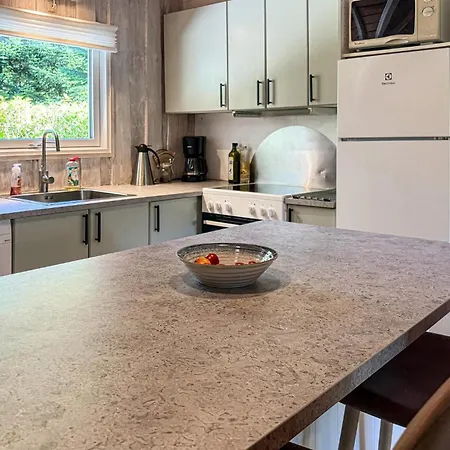 3 Bedroom Awesome In Ansager