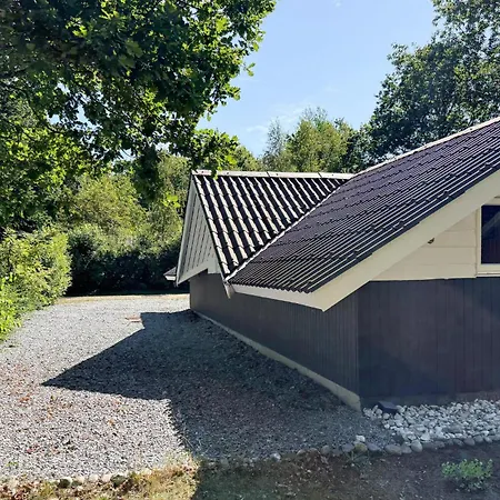 3 Bedroom Awesome In Ansager