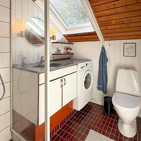 3 Bedroom Awesome In Prázdninový dům *
